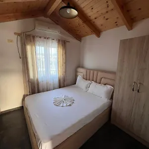 Guest Arbri Pensión Vlorë