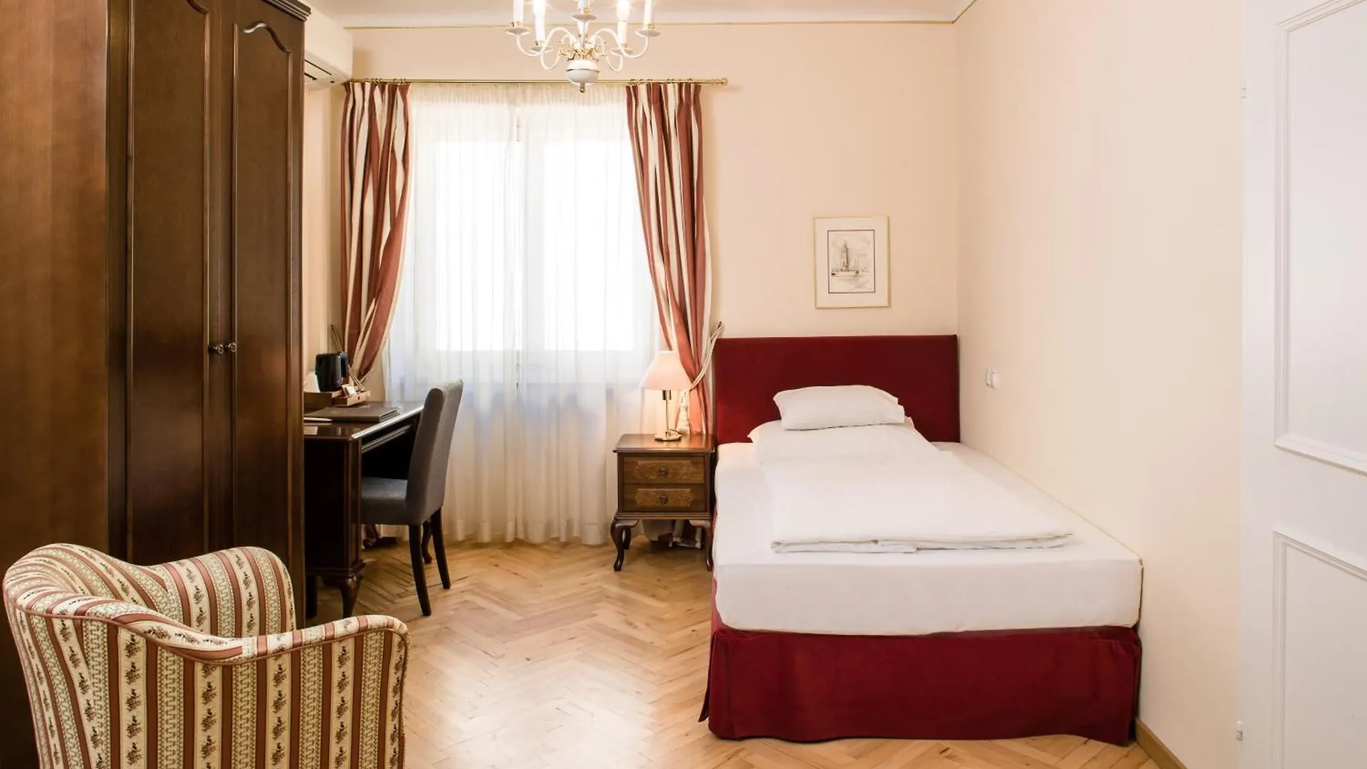 Palais-Hotel Erzherzog Johann Graz Hotel